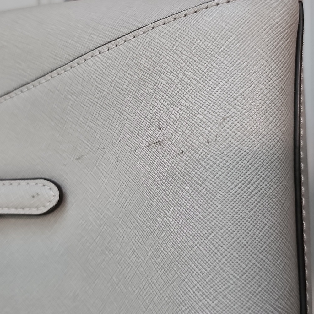 Michael Kors Gray Ciara Purse. - Picture 6 of 17
